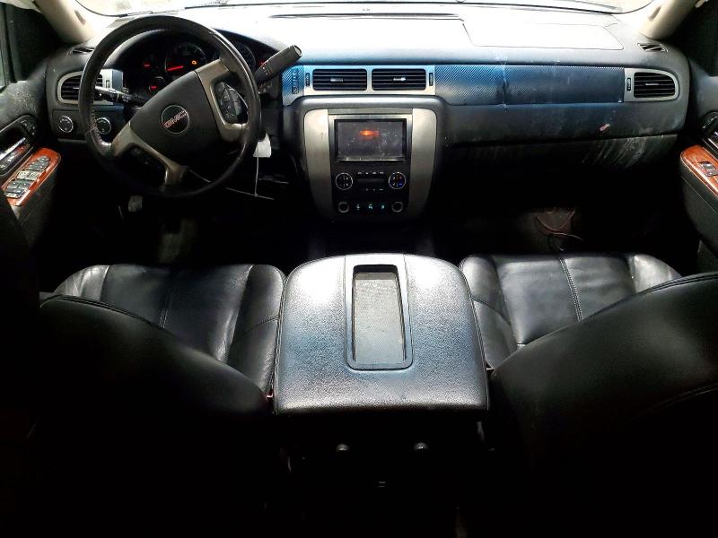 Photo 8 from auction – 2011 GMC YUKON with VIN 1GKS2CE09BR327738