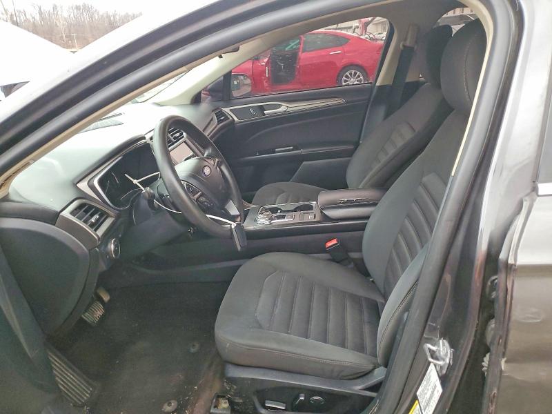 Photo 7 from auction – 2017 FORD FUSION with VIN 3FA6P0HD1HR298475