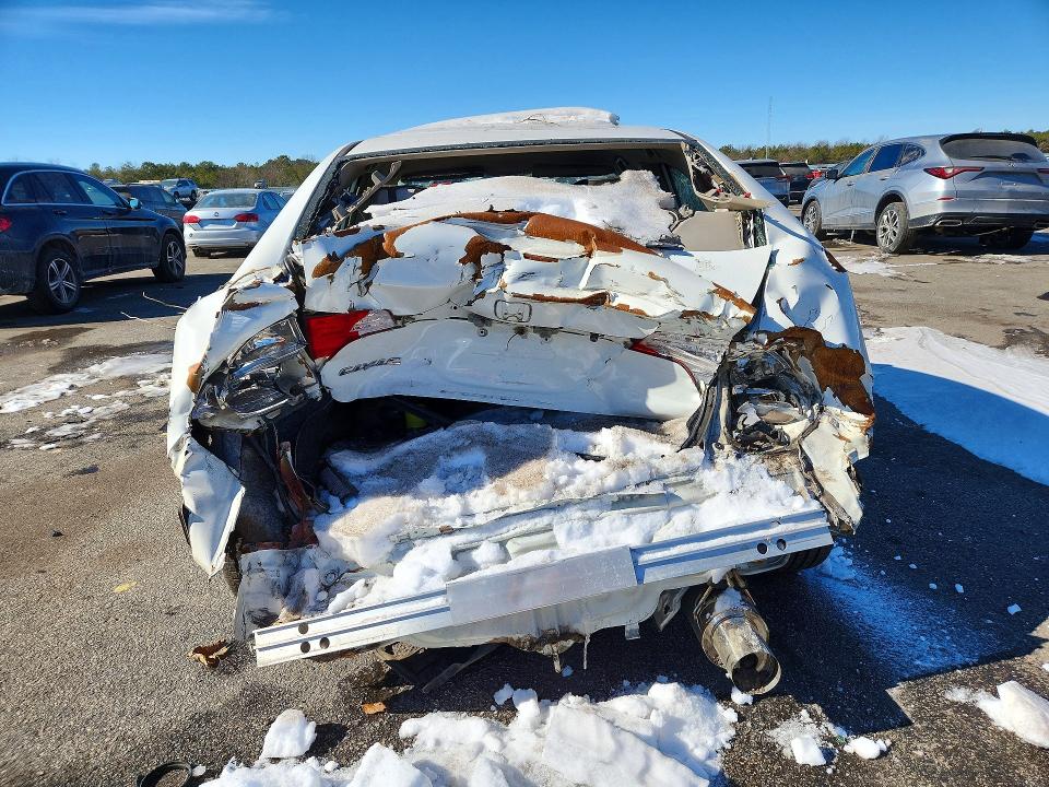 Photo 6 from auction – 2011 HONDA CIVIC with VIN 2HGFA1F53BH521701