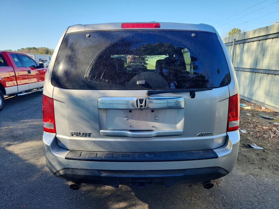 Photo 6 from auction – 2015 HONDA PILOT EXL with VIN 5FNYF4H50FB054191
