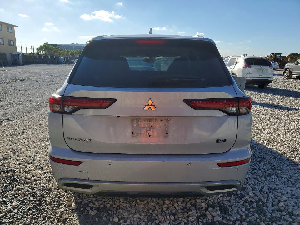 Photo 6 from auction – 2022 MITSUBISHI OUTLANDER with VIN JA4J3VA88NZ084045