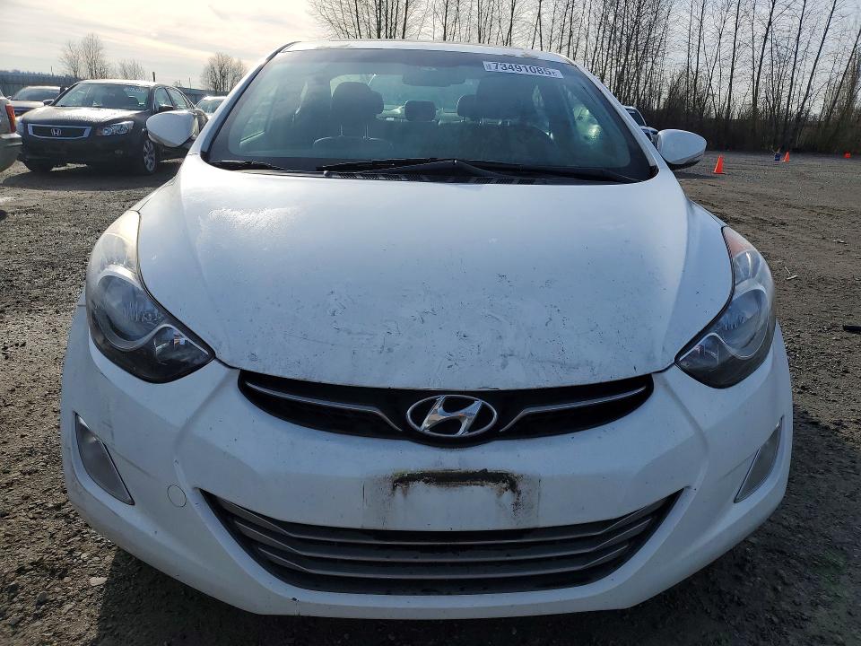 Photo 5 from auction – 2012 HYUNDAI ELANTRA GL with VIN 5NPDH4AE9CH105980