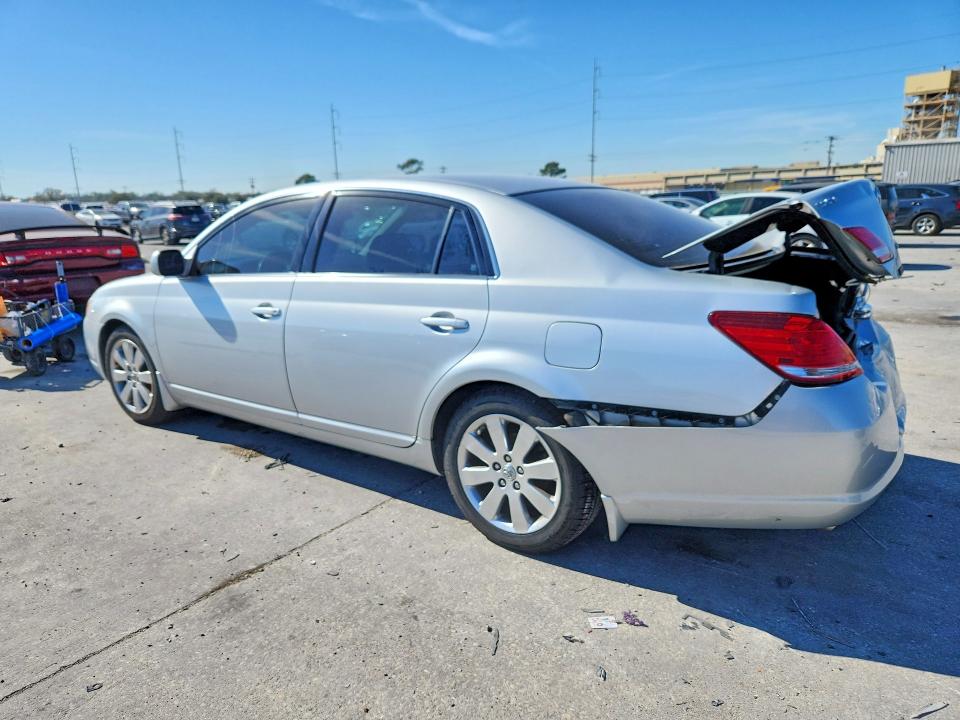 Photo 2 from auction – 2007 TOYOTA AVALON with VIN 4T1BK36B47U226537