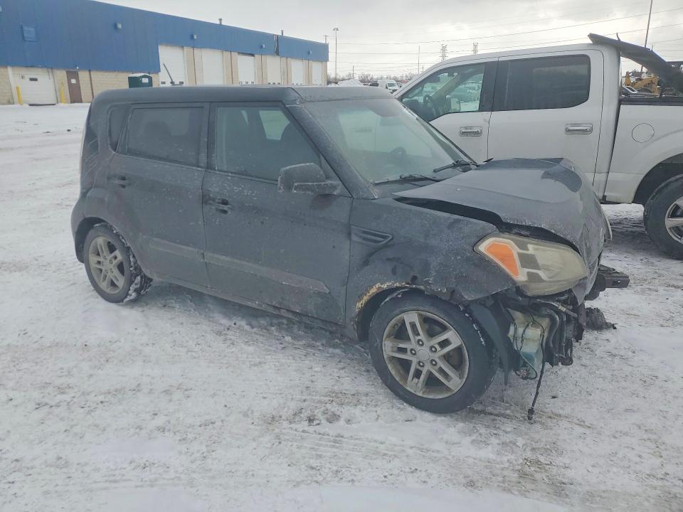 Photo 4 from auction – 2011 KIA SOUL + with VIN KNDJT2A25B7711016