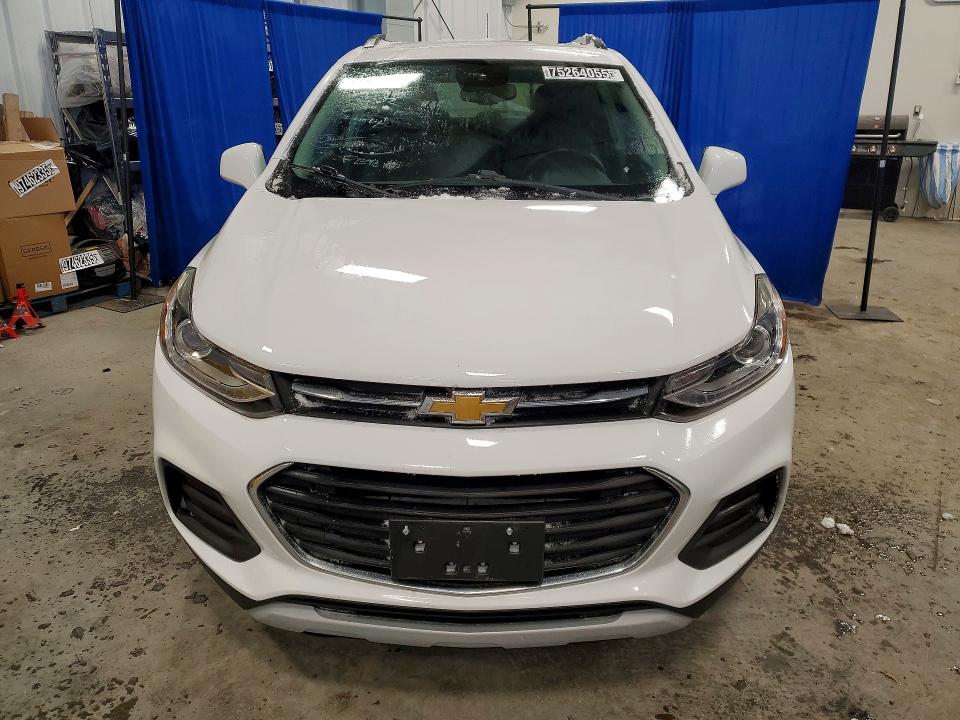 Photo 5 from auction – 2017 CHEVROLET TRAX with VIN 3GNCJPSB7HL130302