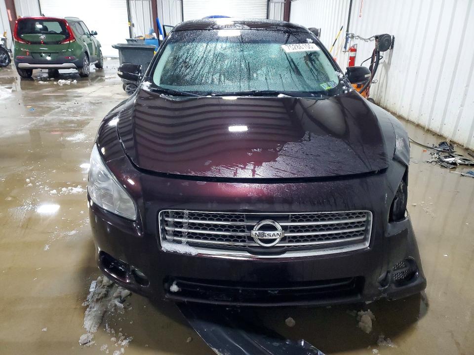 Photo 5 from auction – 2010 NISSAN MAXIMA S with VIN 1N4AA5AP5AC831820