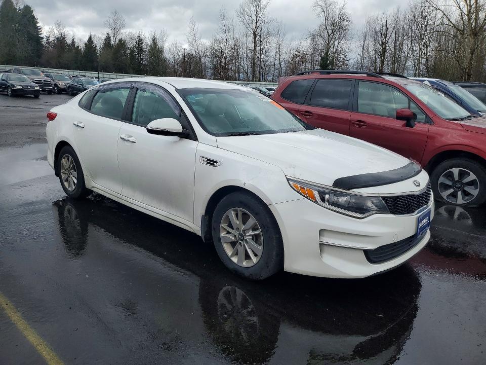 Photo 4 from auction – 2016 KIA OPTIMA LX with VIN KNAGT4L32G5074632