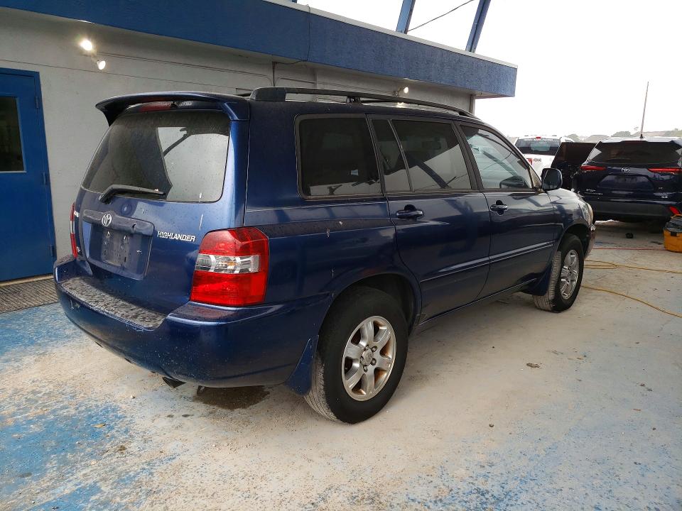 Photo 3 from auction – 2006 TOYOTA HIGHLANDER with VIN JTEDP21A360115664