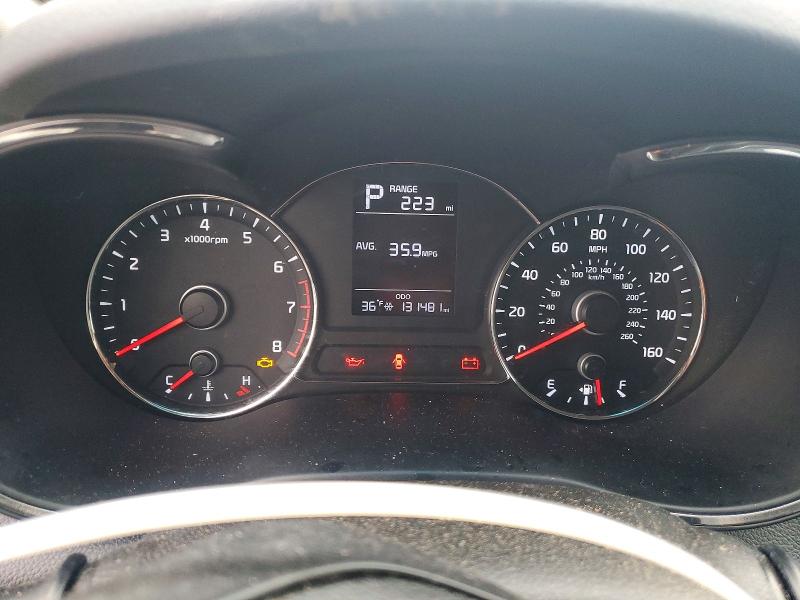 Photo 9 from auction – 2018 KIA FORTE with VIN 3KPFK4A79JE200892