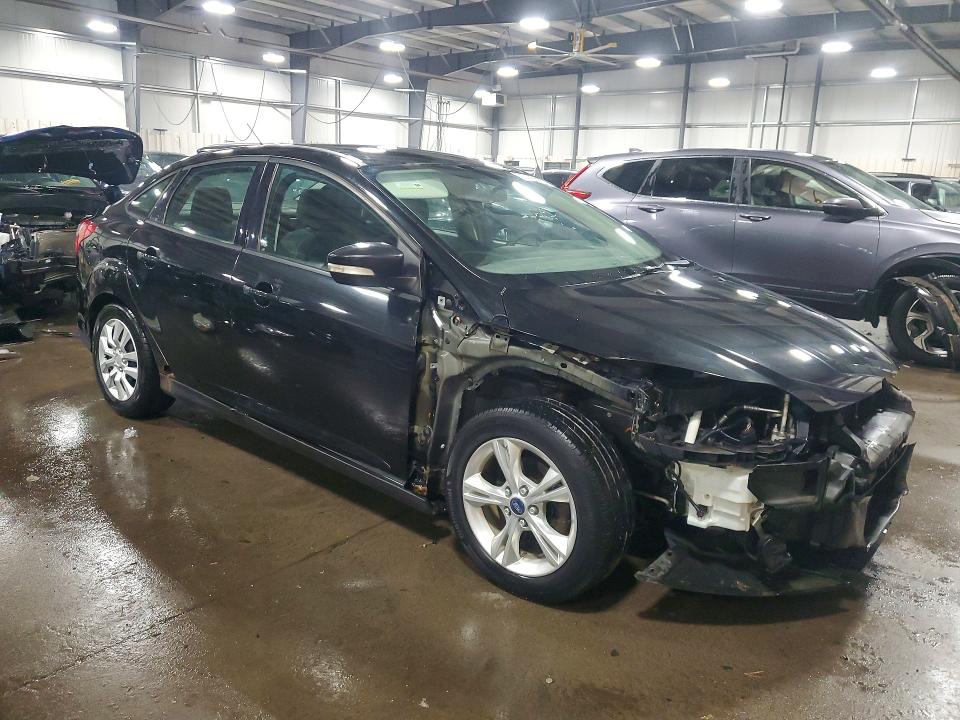 Photo 4 from auction – 2014 FORD FOCUS SE with VIN 1FADP3F2XEL330313