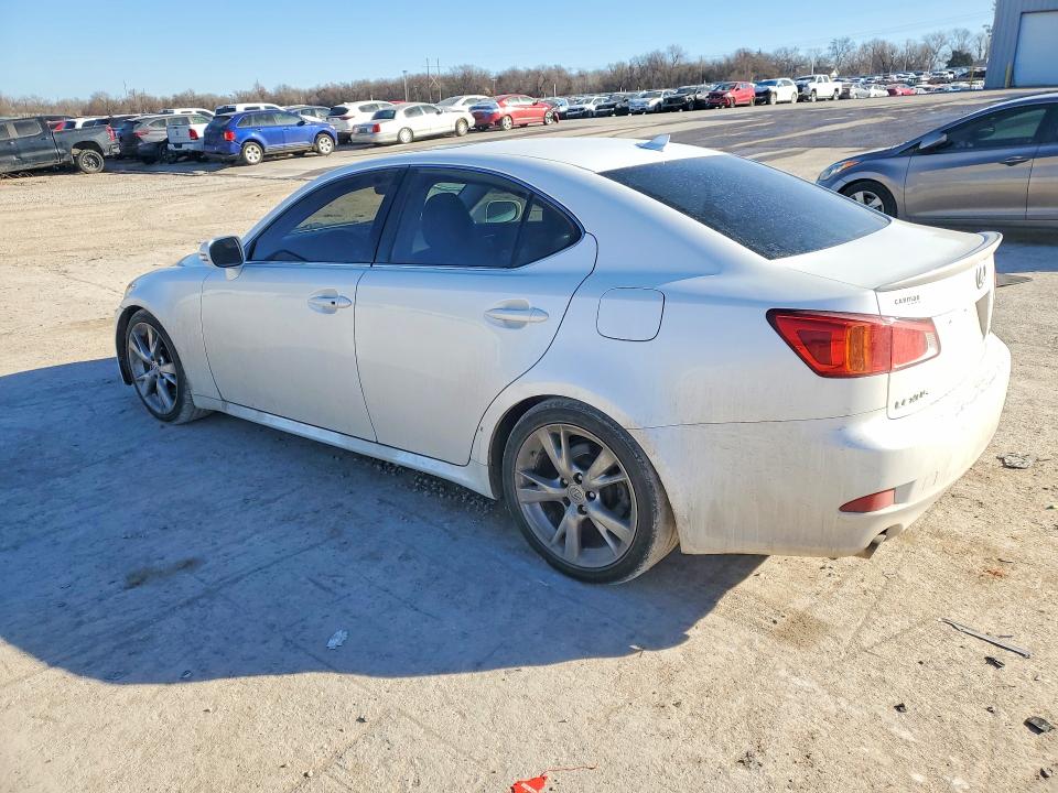 Foto 2 de la subasta – 2009 LEXUS IS 250 con VIN JTHBK262295092590
