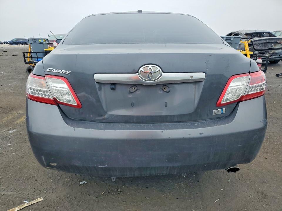 Photo 6 from auction – 2010 TOYOTA CAMRY with VIN 4T1BB3EK9AU115197