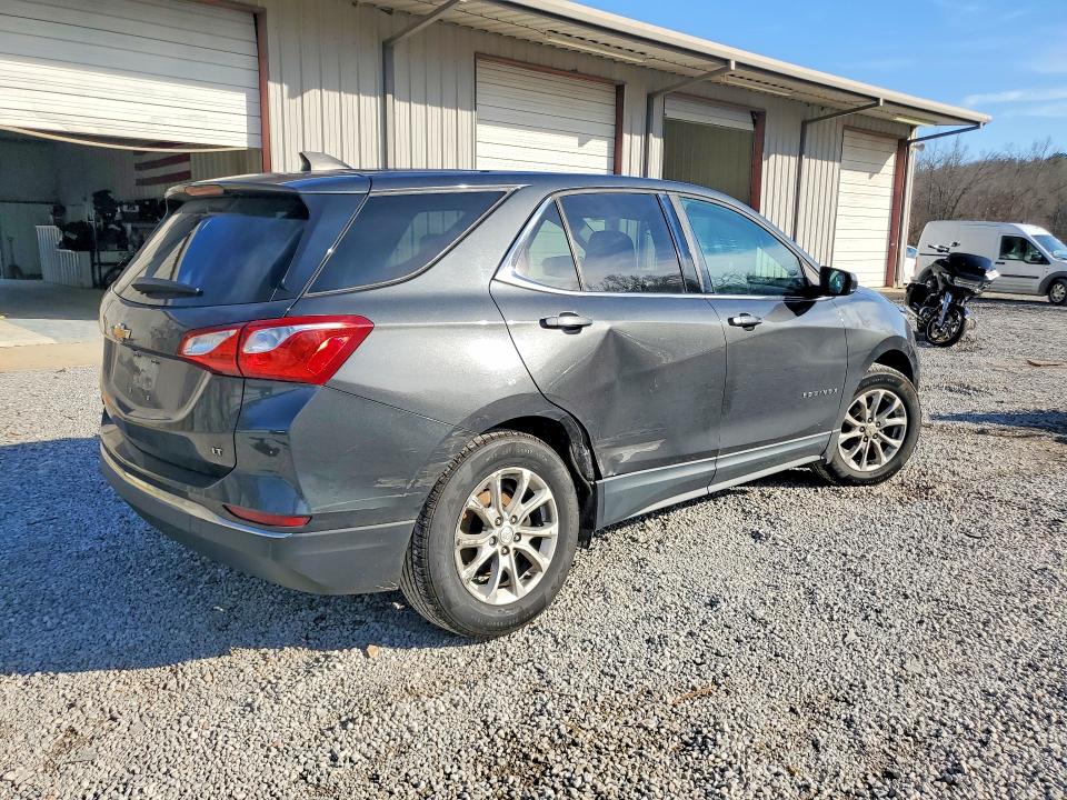 Photo 3 from auction – 2018 CHEVROLET EQUINOX with VIN 2GNAXJEV3J6156916