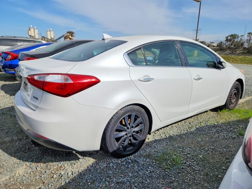 Foto 3 de la subasta – 2014 KIA FORTE con VIN KNAFX4A83E5235369