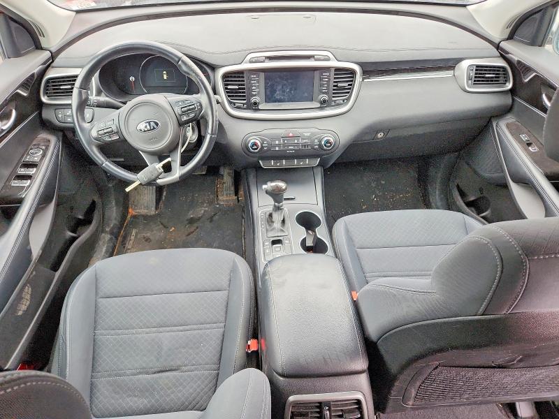 Photo 8 from auction – 2018 KIA SORENTO with VIN 5XYPGDA57JG376489