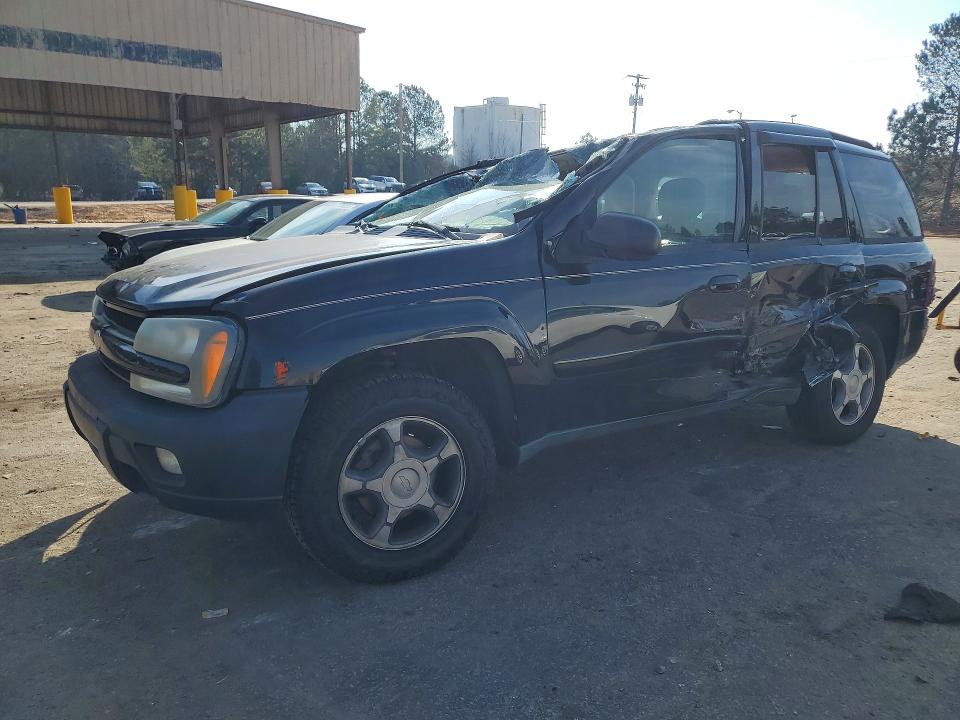 CHEVROLET TRAILBLAZER 2005 with VIN 1GNDS13S852301505 - Photo from auction
