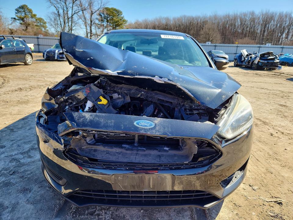 Photo 5 from auction – 2015 FORD FOCUS with VIN 1FADP3F27FL253255