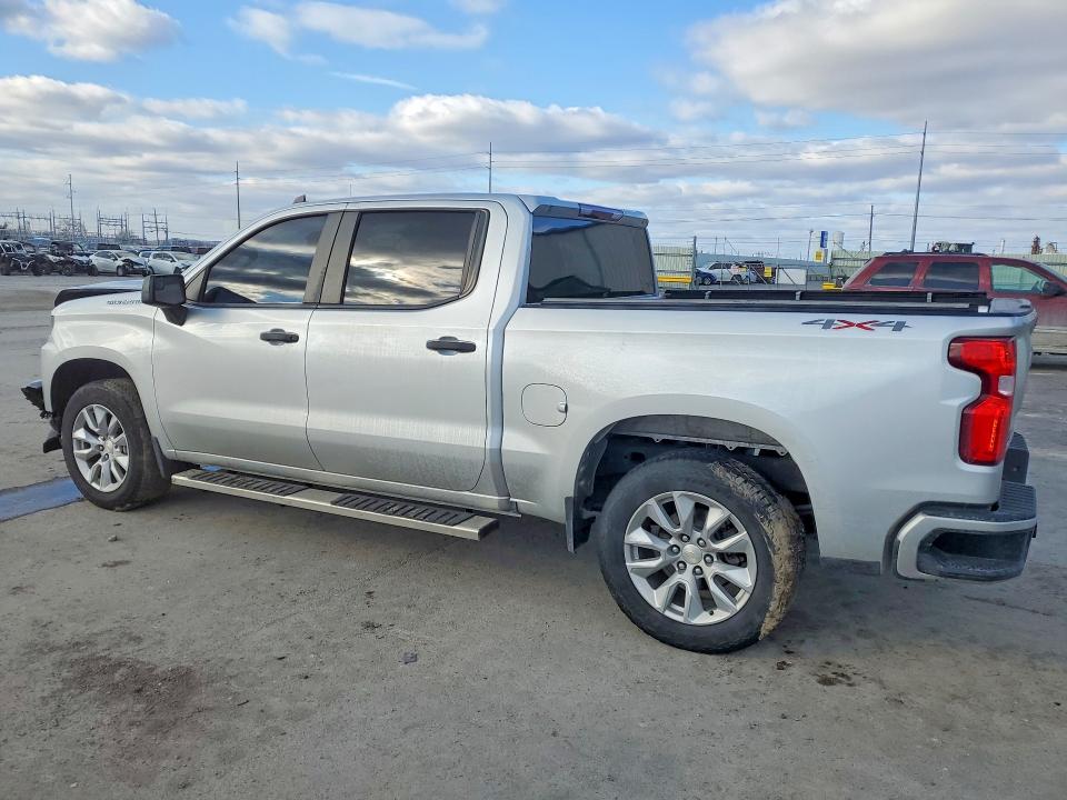 Photo 2 from auction – 2021 CHEVROLET SILVERADO with VIN 3GCPYBEK0MG376048