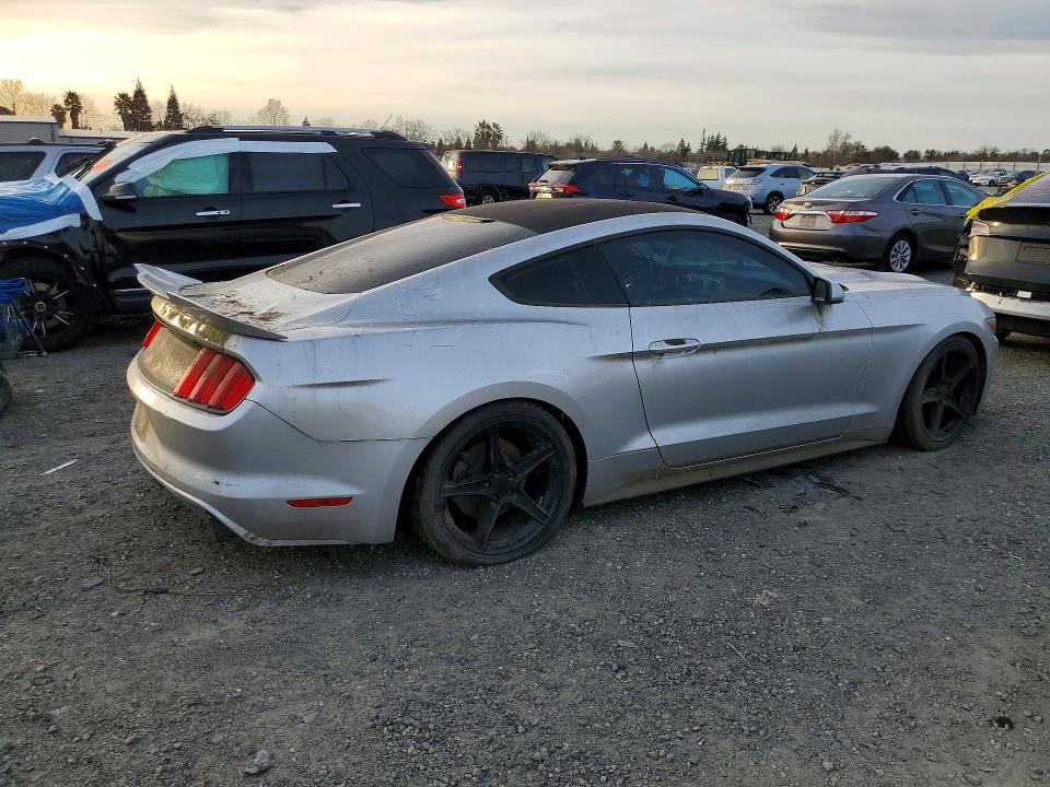 Photo 3 from auction – 2017 FORD MUSTANG with VIN 1FA6P8TH0H5344969