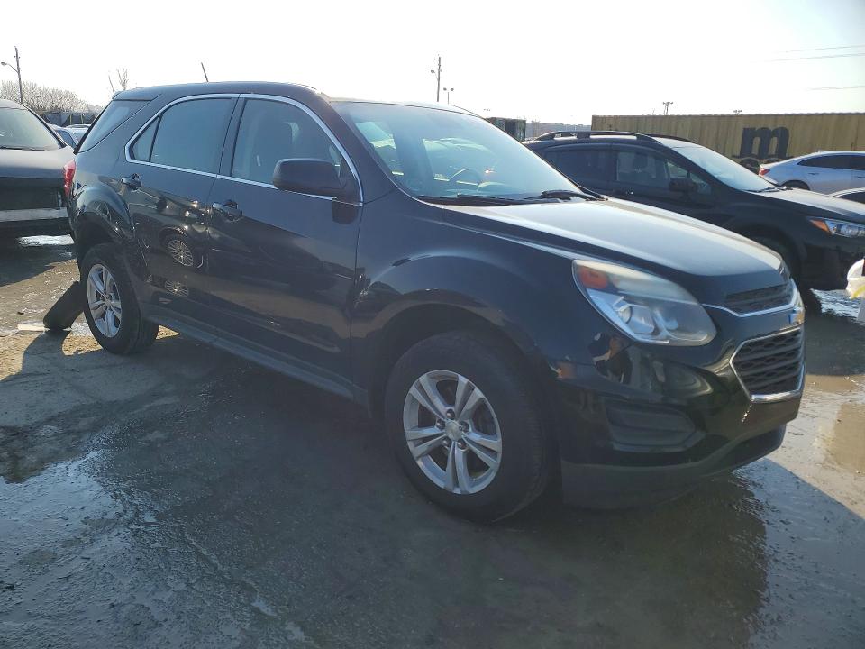 Photo 4 from auction – 2017 CHEVROLET EQUINOX with VIN 2GNALBEK1H1588841