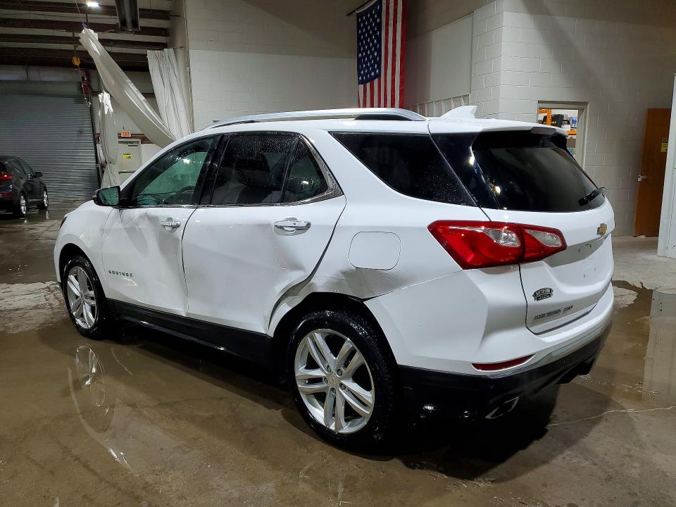 Photo 2 from auction – 2018 CHEVROLET EQUINOX with VIN 2GNAXWEX1J6222569