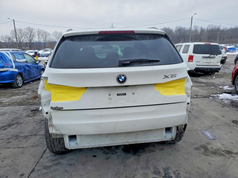 Photo 6 from auction – 2015 BMW X5 XDRIVE3 with VIN 5UXKR0C5XF0K59687