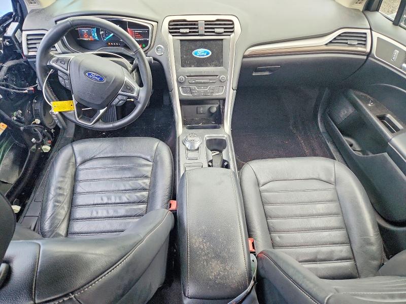 Photo 8 from auction – 2017 FORD FUSION with VIN 3FA6P0PU7HR364397