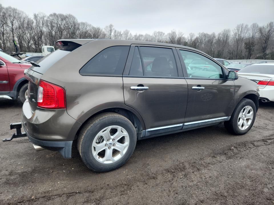 Photo 3 from auction – 2011 FORD EDGE with VIN 2FMDK3JC4BBA99313