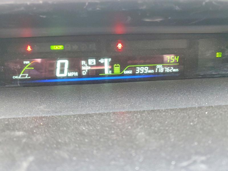 Photo 9 from auction – 2012 TOYOTA PRIUS V with VIN JTDZN3EU2C3045742