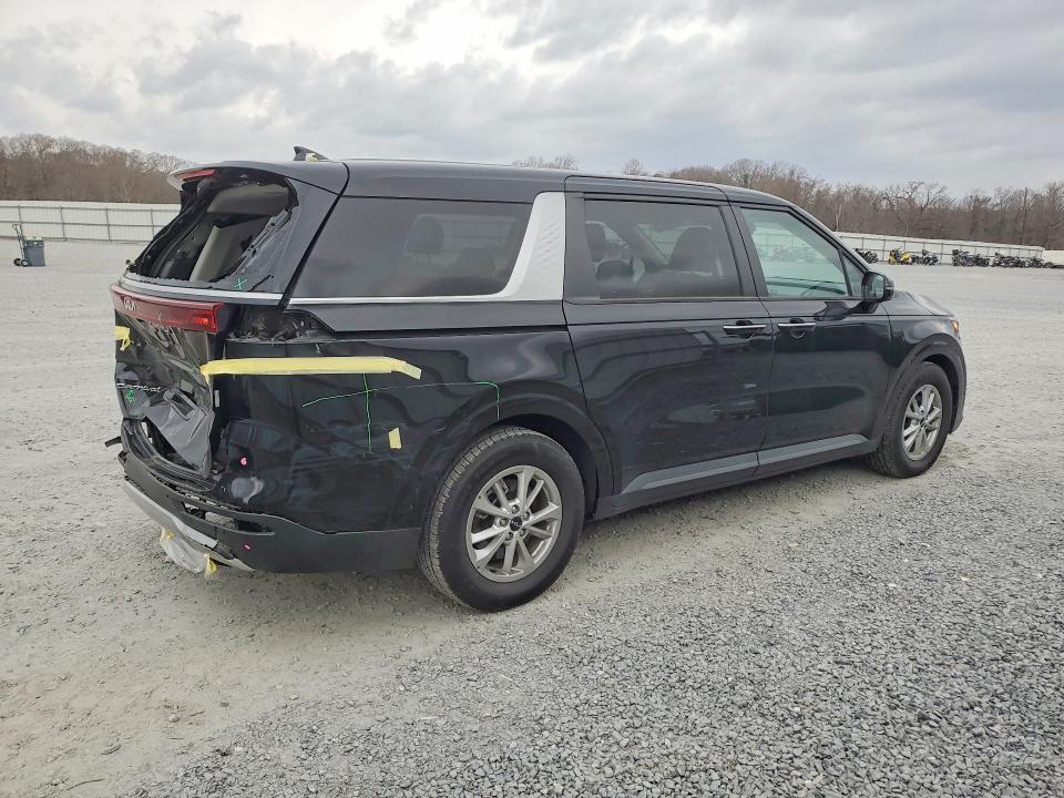 Photo 3 from auction – 2022 KIA CARNIVAL with VIN KNDNB4H38N6096602