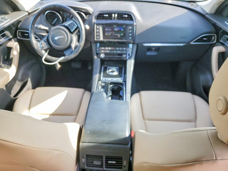 Photo 8 from auction – 2018 JAGUAR F-PACE PREMIUM with VIN SADCJ2EV2JA252729