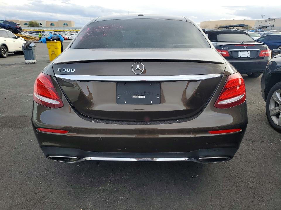 Photo 6 from auction – 2018 MERCEDES-BENZ E with VIN WDDZF4JB4JA460308