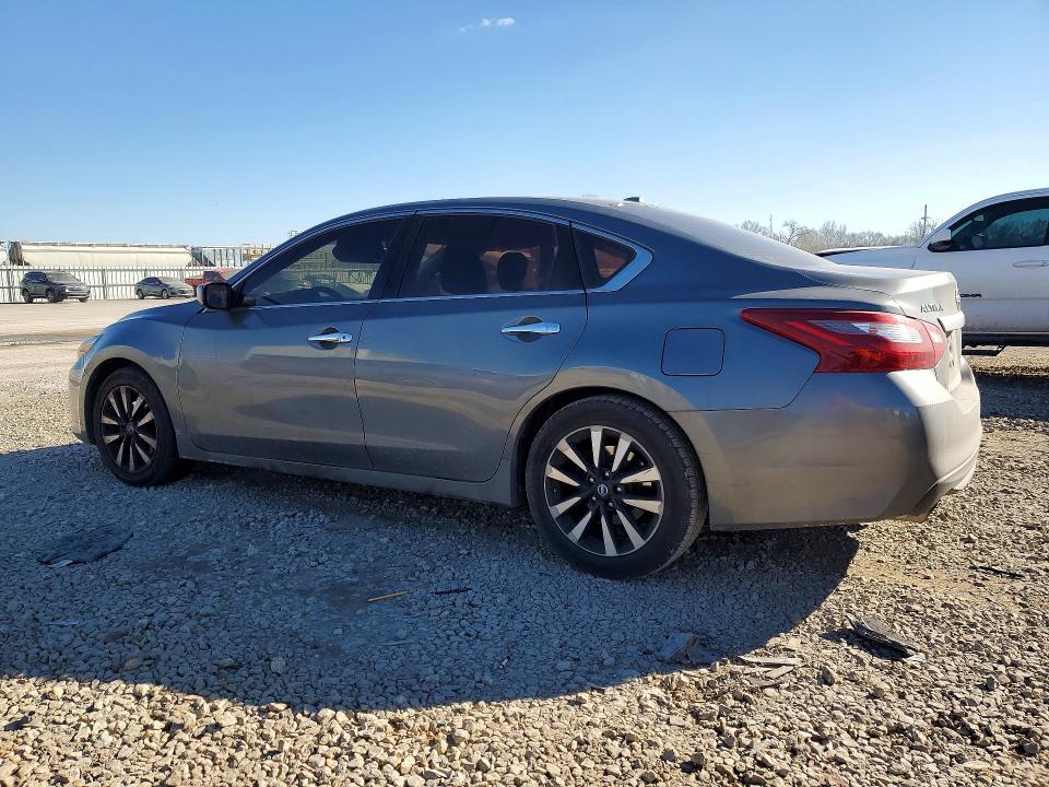 صورة رقم 2 من المزاد - 2018 NISS ALTIMA مع VIN 1N4AL3AP4JC172353