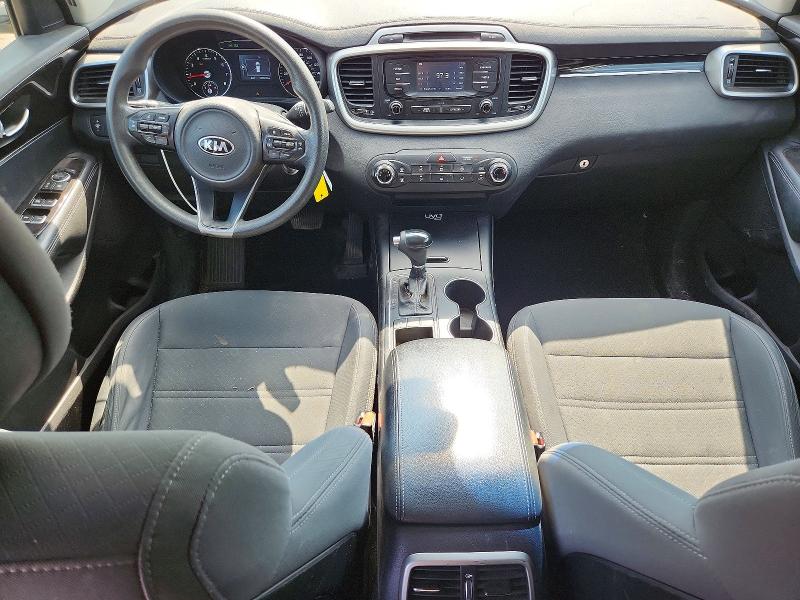 Photo 8 from auction – 2016 KIA SORENTO with VIN 5XYPG4A30GG046894