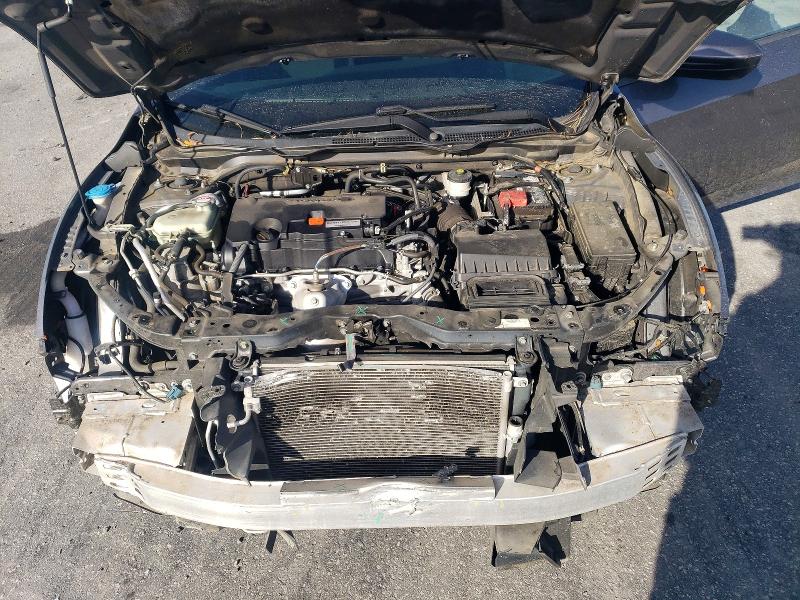 Photo 11 from auction – 2018 HONDA CIVIC with VIN 2HGFC2F84JH572701