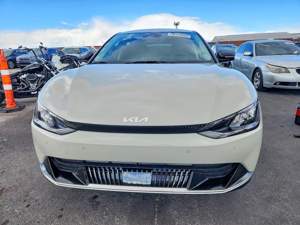 Photo 5 from auction – 2024 KIA EV6 with VIN KNDC34LA3R5622012