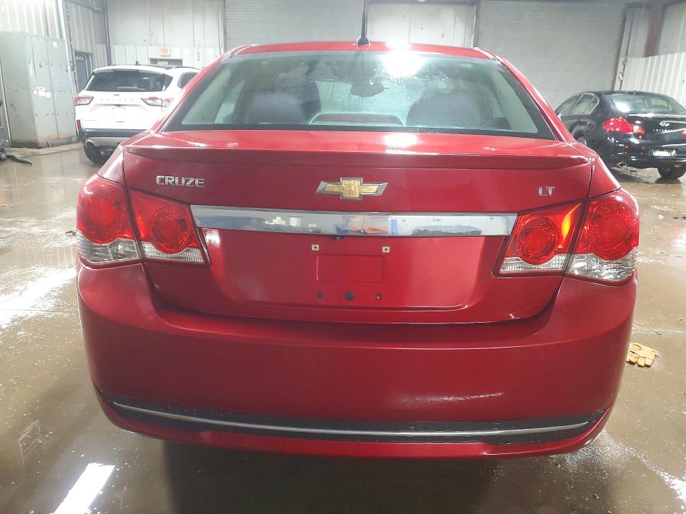 Photo 6 from auction – 2014 CHEVROLET CRUZE with VIN 1G1PC5SB7E7230305