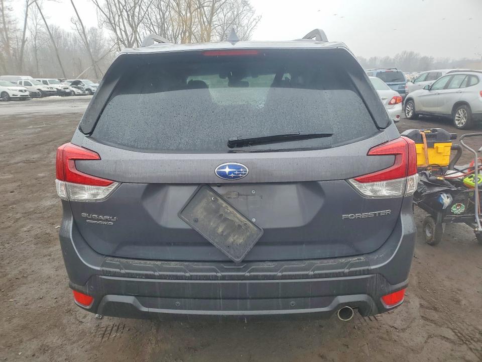 Photo 6 from auction – 2020 SUBARU FORESTER L with VIN JF2SKAUC6LH431527