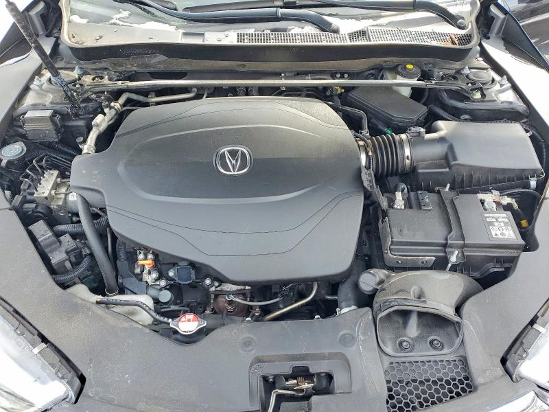 Photo 11 from auction – 2018 ACURA TLX with VIN 19UUB2F76JA003722