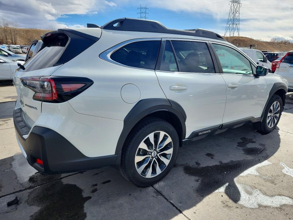 Photo 3 from auction – 2024 SUBARU OUTBACK LI with VIN 4S4BTANC6R3110633