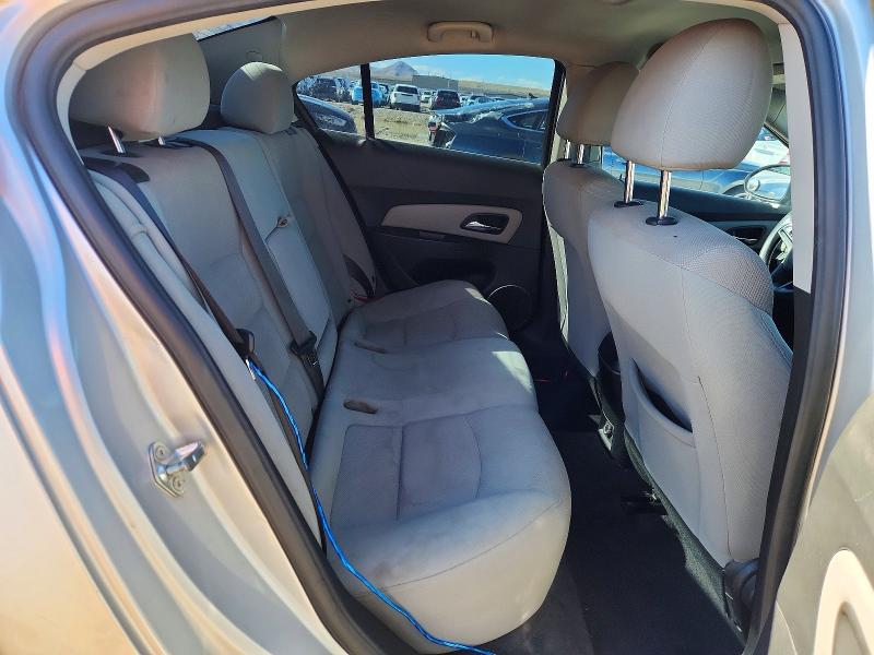 Photo 10 from auction – 2012 CHEVROLET CRUZE with VIN 1G1PE5SC2C7236559