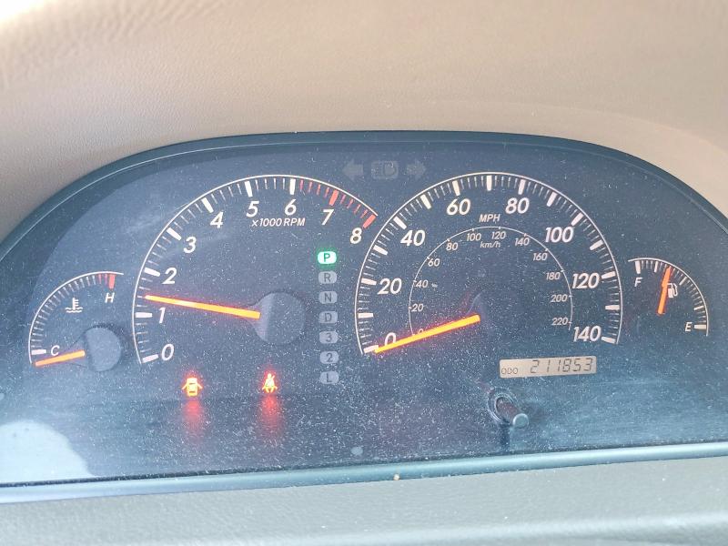 Photo 9 from auction – 2005 TOYOTA CAMRY LE with VIN 4T1BE32K55U012067