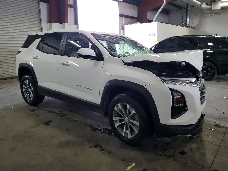 Photo 4 from auction – 2025 CHEVROLET EQUINOX with VIN 3GNAXHEG7SL318537