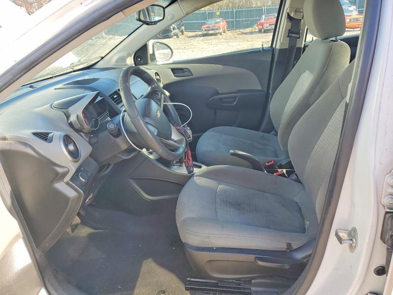 Foto 7 de la subasta – 2015 CHEVROLET SONIC LS con VIN 1G1JA5SH1F4152039