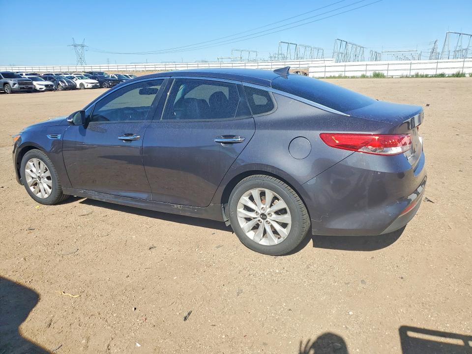 Photo 2 from auction – 2017 KIA OPTIMA EX with VIN 5XXGU4L3XHG153088