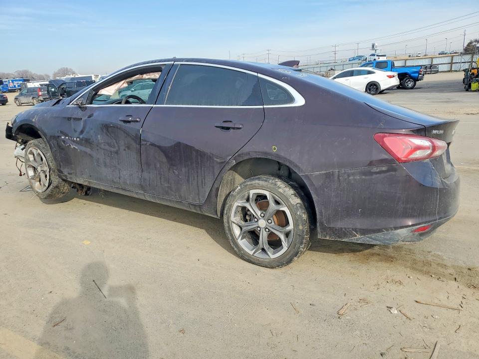 Photo 2 from auction – 2021 CHEVROLET MALIBU with VIN 1G1ZD5ST6MF003948