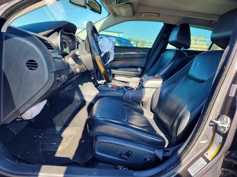 Photo 7 from auction – 2015 CHRYSLER 300C with VIN 2C3CCAEG8FH853934