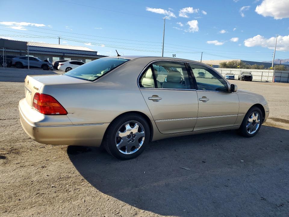 Photo 3 from auction – 2002 LEXUS LS 430 with VIN JTHBN30F720070905