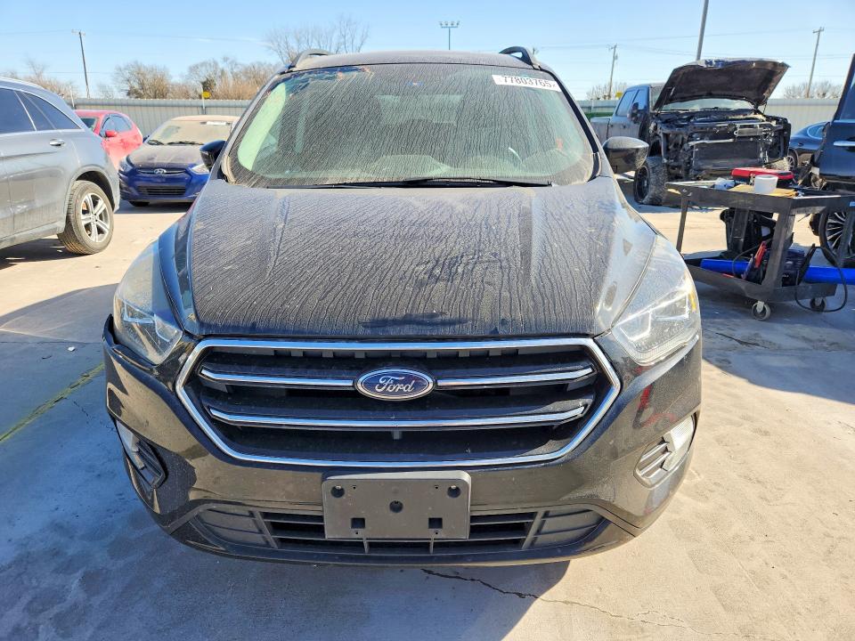 Photo 5 from auction – 2019 FORD ESCAPE with VIN 1FMCU9GD4KUC06184