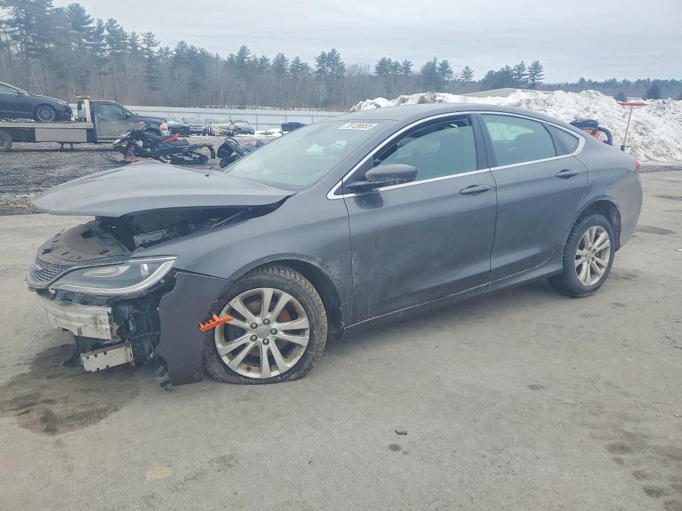 CHRYSLER 200 2015 with VIN 1C3CCCAB4FN579693 - Photo from auction